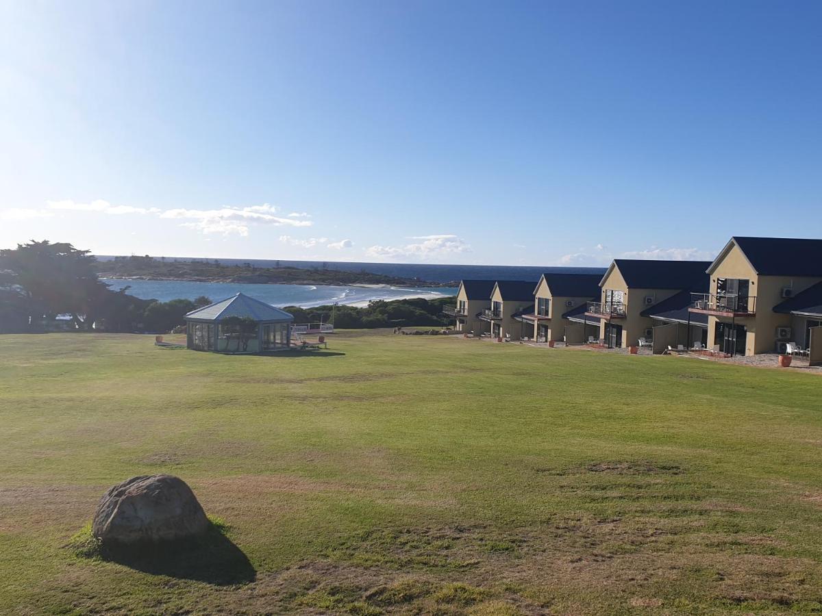 Diamond Island Resort, Restaurant & Bar And Penguin Show Bicheno Extérieur photo