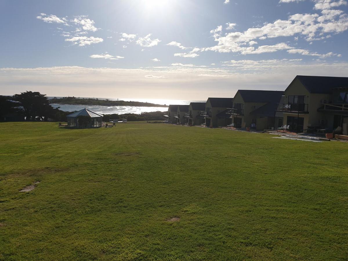 Diamond Island Resort, Restaurant & Bar And Penguin Show Bicheno Extérieur photo