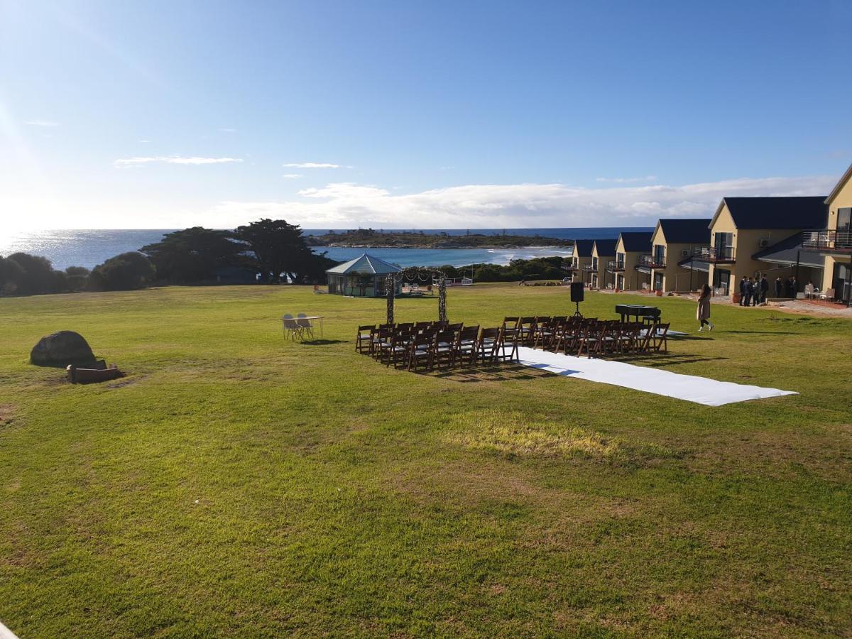 Diamond Island Resort, Restaurant & Bar And Penguin Show Bicheno Extérieur photo