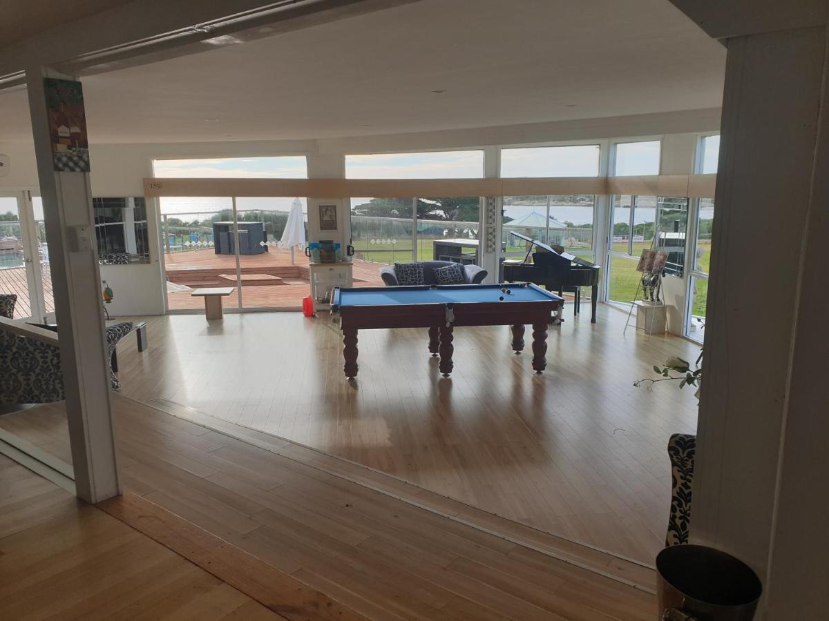 Diamond Island Resort, Restaurant & Bar And Penguin Show Bicheno Extérieur photo