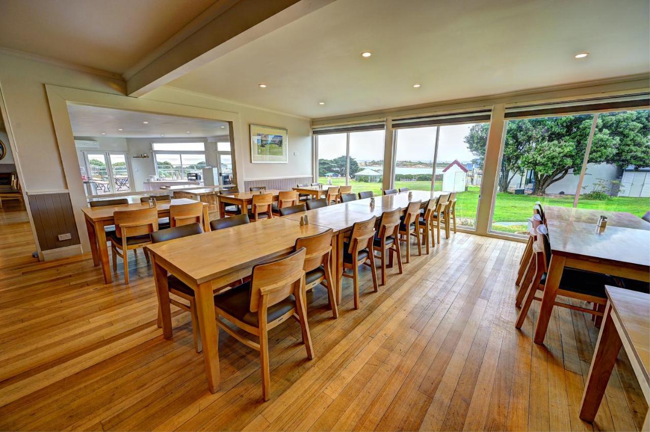 Diamond Island Resort, Restaurant & Bar And Penguin Show Bicheno Extérieur photo